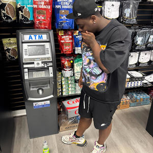 Ballin like bron (feat. Mikestixs & Drench) (Explicit)