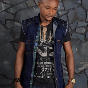 Omenauko (feat. Aify, EazyrockBoi)