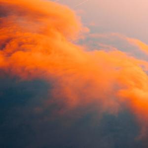 Hazy(feat. JusFlowz)