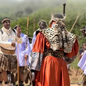 Uthando lwethu lomaphina (Emnqamlezweni)