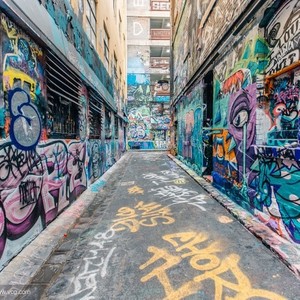 བརྩེ་བའི་གཞས་ཆུང་།  LOVE SONG