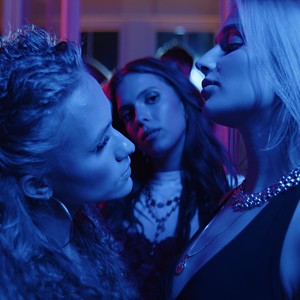 Trochę Za Blisko (Explicit)