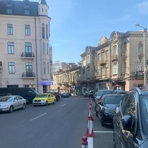 Grav(feat. Rottod) (Explicit)