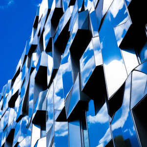 PARTY IN THE BUILDIN'