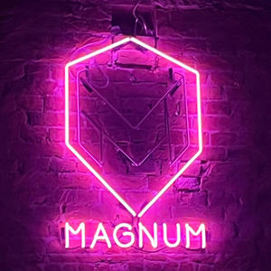 MAGNUM