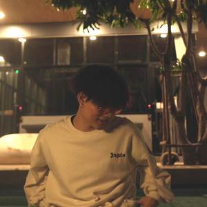 ชอบดวงดาวชอบดวงจันทร์แล้วก็ชอบเธอ