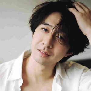 谦谦少年 - 生来有光