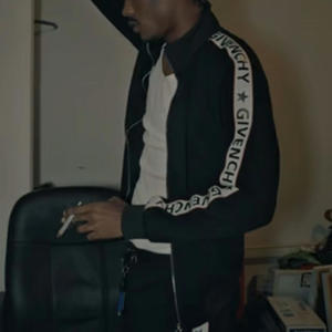 Cheto Puff (feat. DrakkoB) (Explicit)