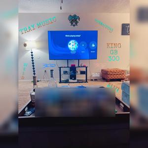 Dreams On Bein Rich (feat. Say Peevy) (Explicit)