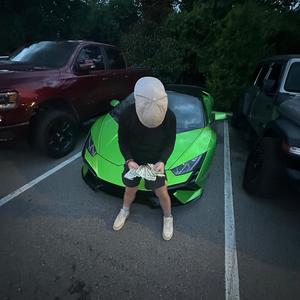 hold me down (feat. Tie Vlone, 0kmateo & zvch) (Explicit)