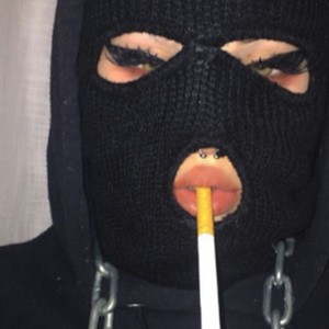 Menina Mal Criada (Explicit)