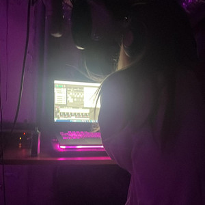 shedontknow!!! (Explicit)