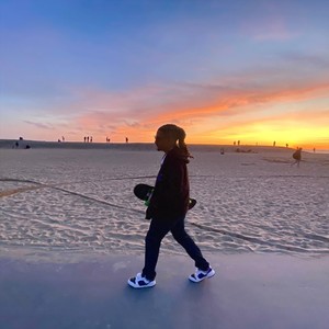 I Need a Down Bih (feat. Pokerface) (Explicit)