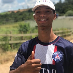 Troca tiro noite e dia,de glockada preta (Explicit)