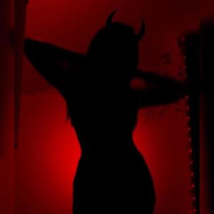 UNA DEMONIA (feat. BI Rous )