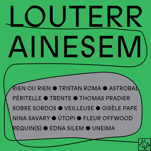 Près de la fenêtre