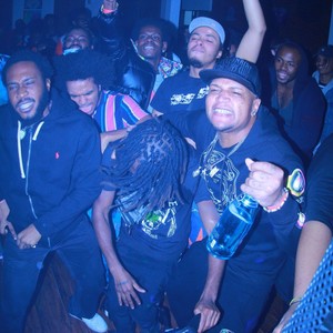 AF1 (feat. Shaunthadon) (Explicit)