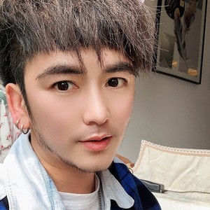 比心更痛的眼眸