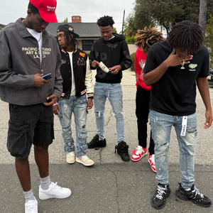 Chilli Bandit (feat. Apeezy) (Explicit)
