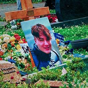 eiszeit (feat. CocoKoly) (Explicit)