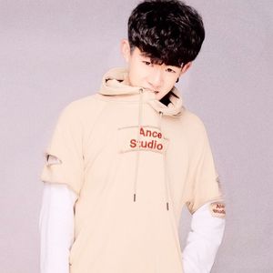 你长得好像我的女朋友吖（You are my girlfriend）