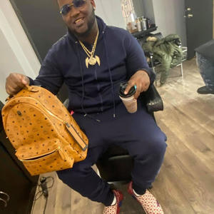 By the ton (feat. Smetaxfree & Superthrowed Big Ken) (Explicit)