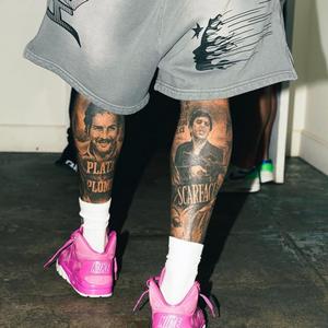 BIOMBO (feat. Young Eliel) (Explicit)