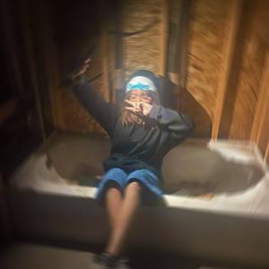 HEAD OUT THE GUTTER (Explicit)