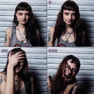 Bestie Drinks (Explicit)