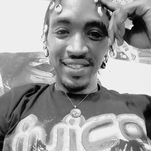 Outta My Way (feat. Heroic-D) (Explicit)