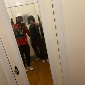 Before the storm (intro) (feat. Andy) (Explicit)