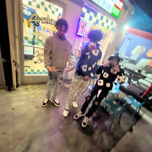 Freestyle (feat. AvianLamarr, LaylowCrim & Lxl Sleaze) (Explicit)