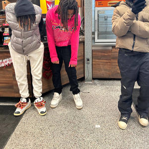 Moving bold (feat. snug5ive) (Remix|Explicit)