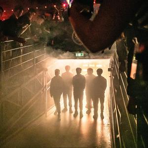 地板之下 (Prod by Young Godzilla)