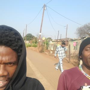 Heard eM SaY (feat. Bigtuhm' $l8Y & Sir eYe) (Explicit)