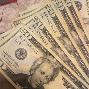 keep talkin (feat. Zxayywayy) (Explicit)