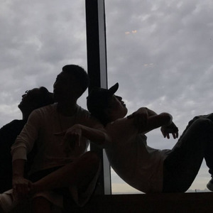 清晨六点我们仨