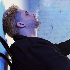 Shadowboxing (Explicit)