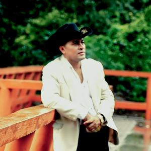 Ahora Que Regreso (feat. La Furia Perrona de El Salvador & Carlos Fierro)