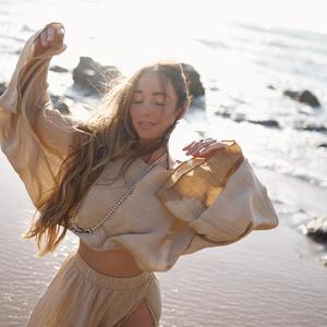 healing waters (feat. Mewhy)