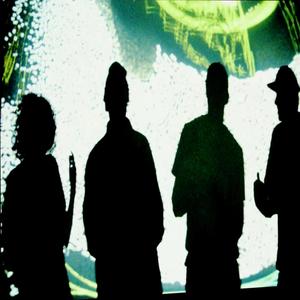 W SAMA PORE (feat. Marko Tadeusz) (Explicit)