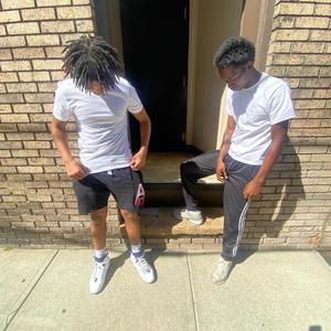 Accurate aim (feat. Jbizzytheartistt) (Explicit)