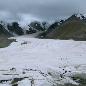 阿尼玛卿神山的呼唤 (伴奏)
