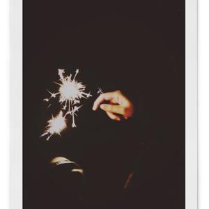 Polaroid(feat. Nhi)
