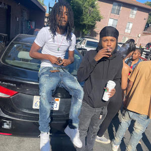 wealth (feat. 2exclusive dooda) (Explicit)