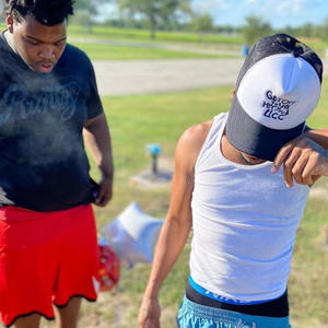 Poppin meds (feat. Cmb bankroll) (Explicit)