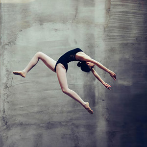 Lonely Dance (超好听纯音乐版)