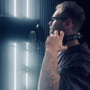 Minimal (feat. Ladis beats) (Explicit)