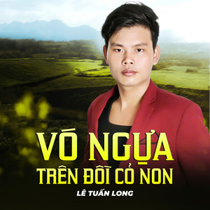 Vó Ngựa Trên Đồi Cỏ Non