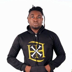 Akorou(feat. Dia Nu'Ella)